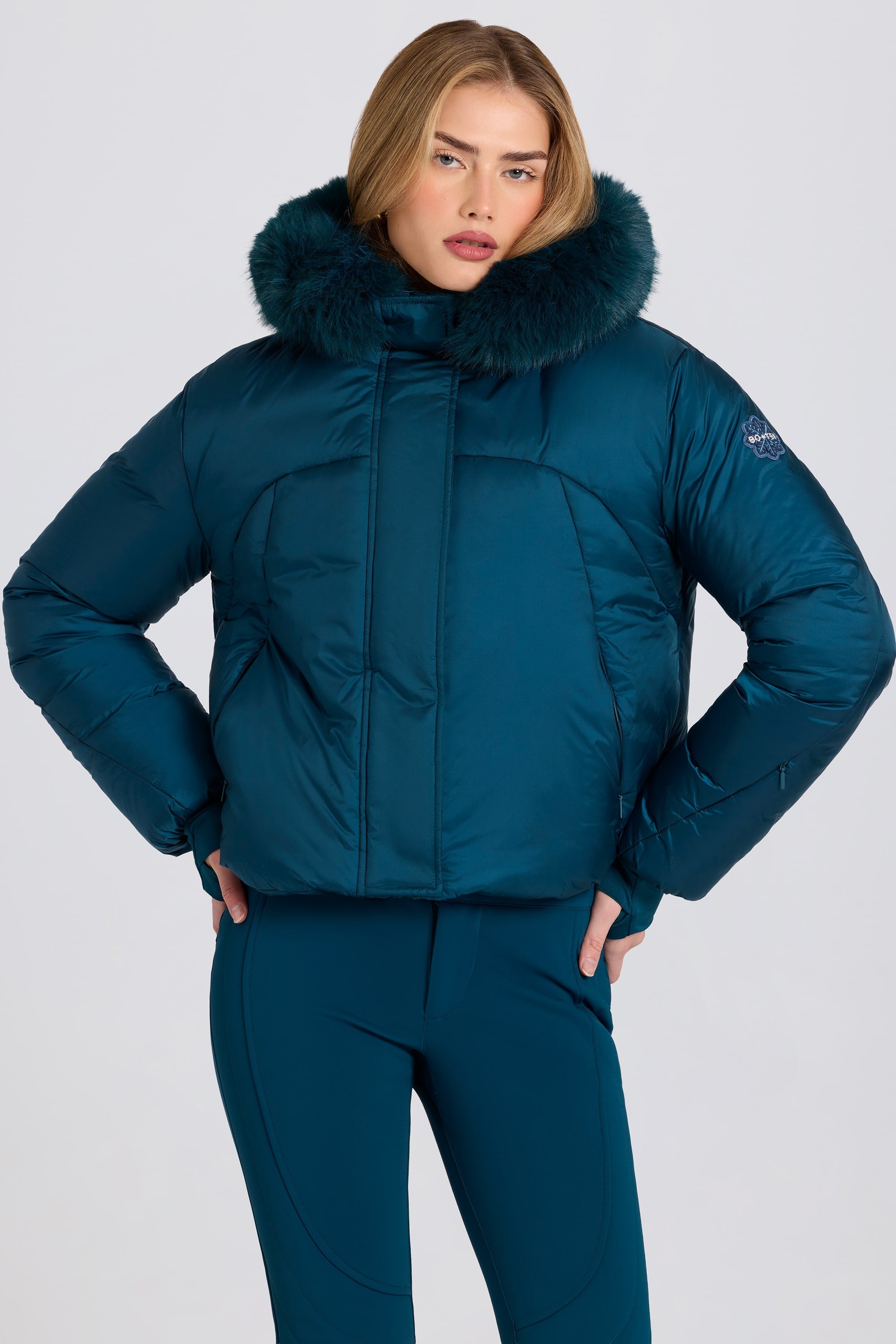 Waterproof Faux-Fur Hood Cropped Ski Jacket in Teal