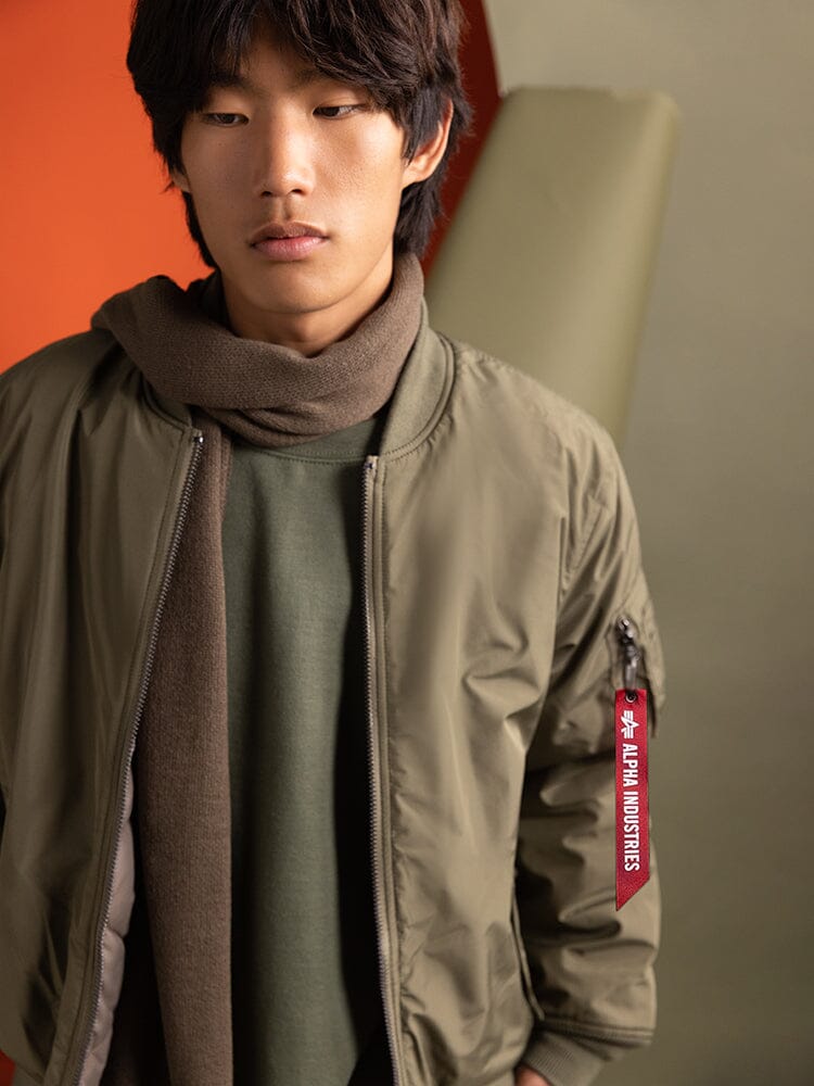 REVERSIBLE ONION QUILTED MA-1 BOMBER JACKET