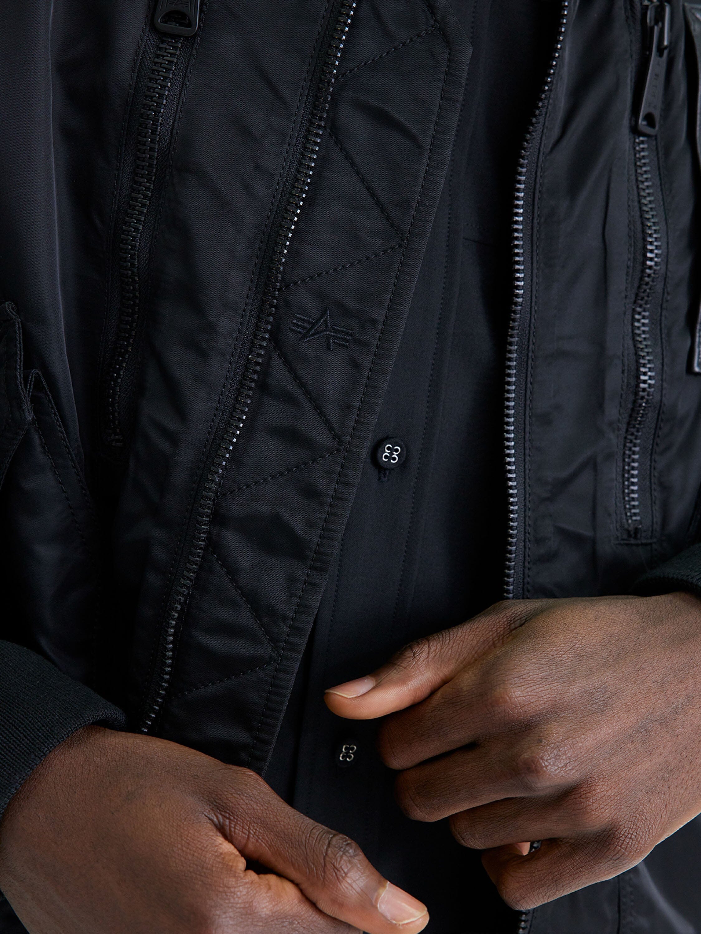 WHITE MOUNTAINEERING X ALPHA FLIGHT JACKET